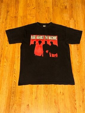 Y2K 2010s RAGE AGAINST THE MACHINE Graphic Tee MEDIUM